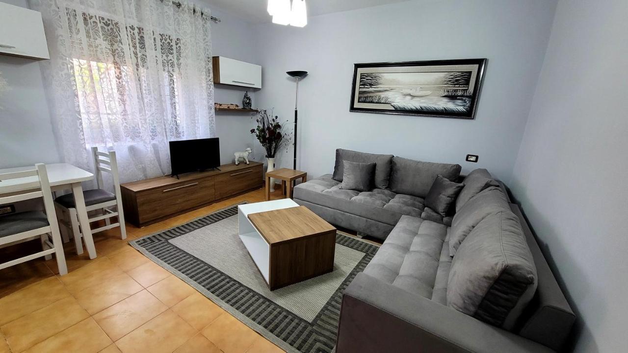 Tuana'S Apartment Shkoder Exterior photo